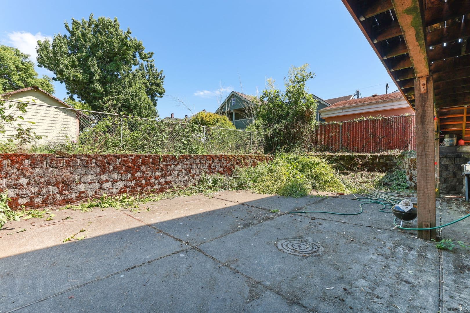 Portland Apartment: 2020 NE Rodney