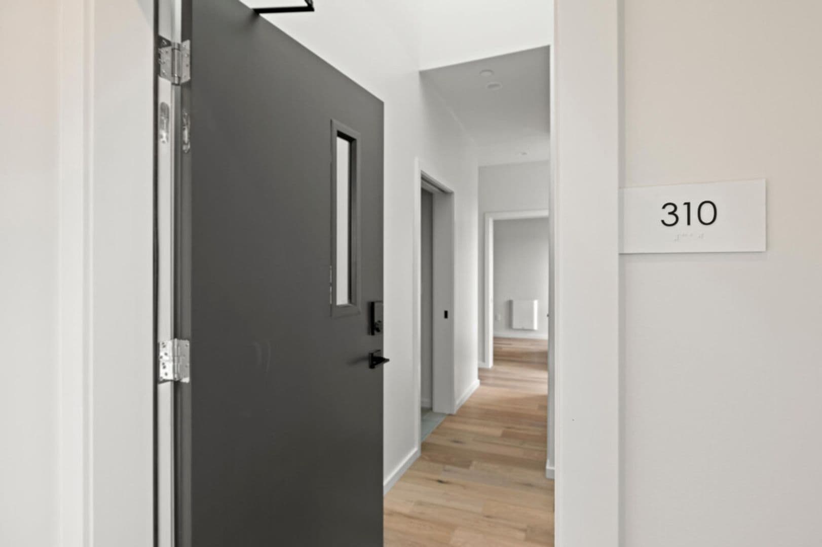 Portland Apartment: 1615 N Willis Blvd