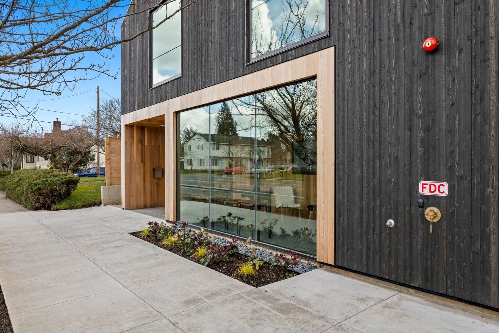 Portland Apartment: 1825 N Rosa Parks Way