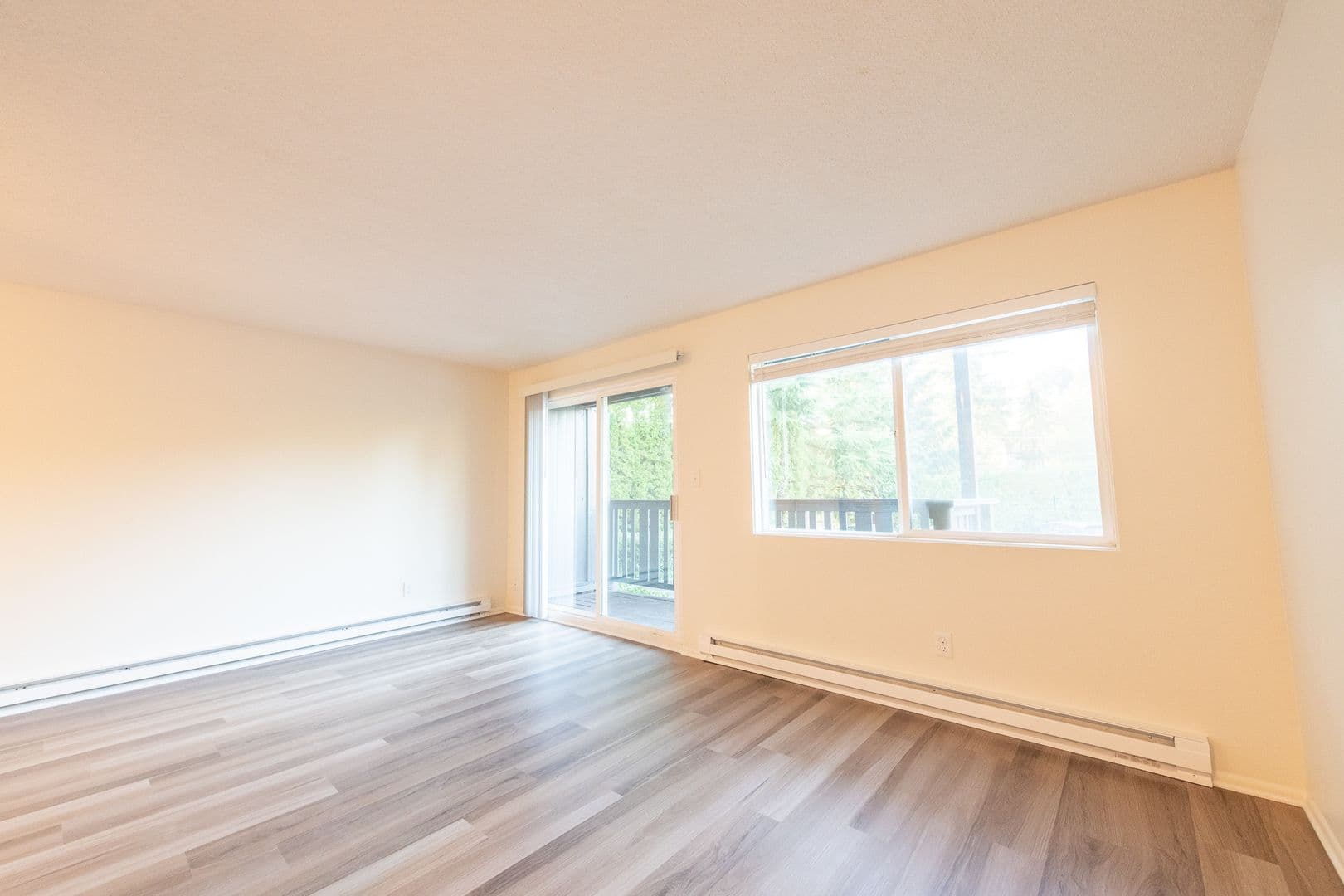 Portland Apartment: 6225-6235 SW Burlingame