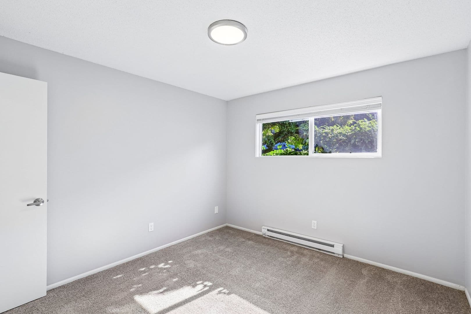 Portland Apartment: 6225-6235 SW Burlingame