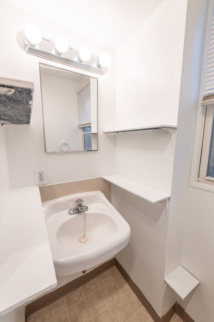 Portland Apartment: 5108-5120 NE Killingsworth