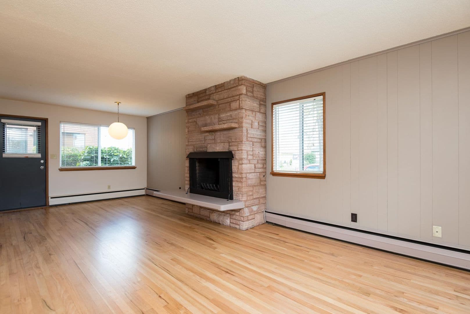 Portland Apartment: 2504 N Rosa Parks Way