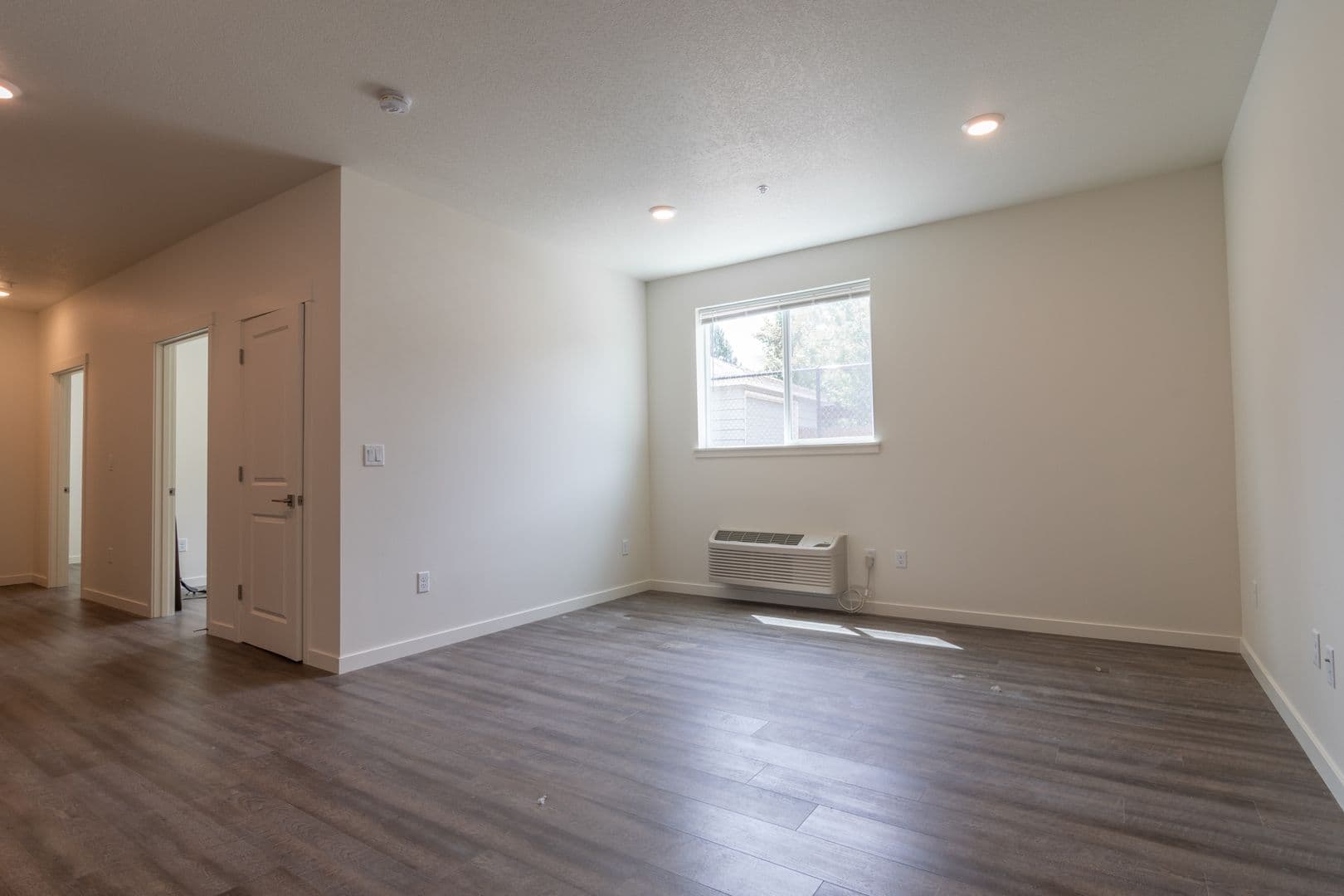 Portland Apartment: 2630 NE Dekum