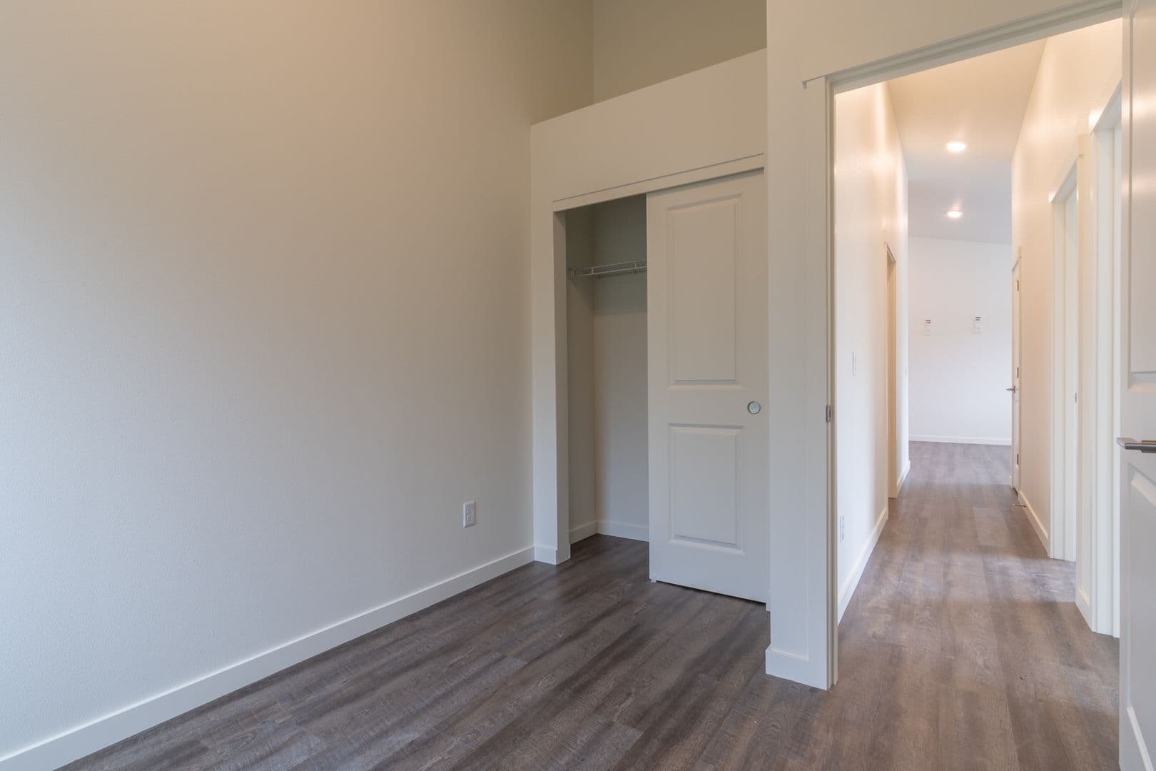 Portland Apartment: 2630 NE Dekum