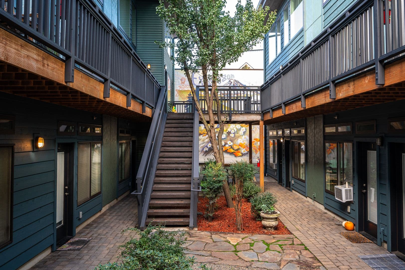 Portland Apartment: 455 NE 24th Ave