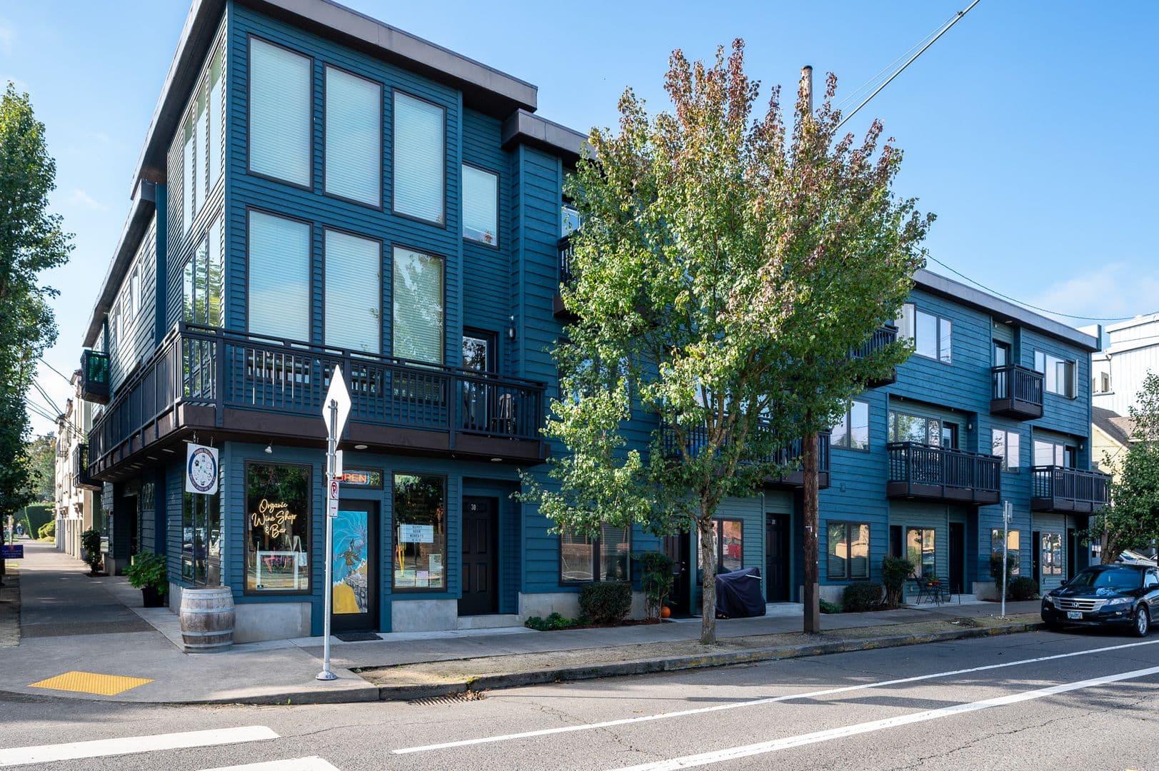 Portland Apartment: 455 NE 24th Ave