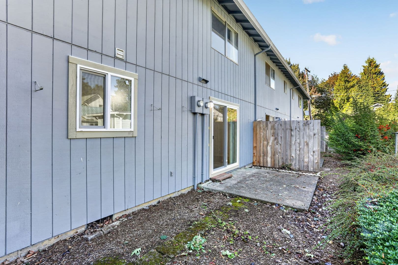Sandy Apartment: 17170 Beers Ave
