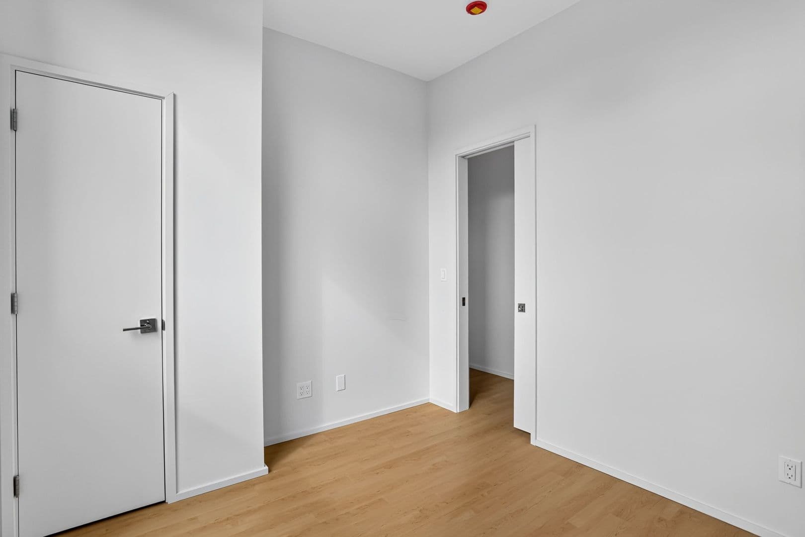 Portland Apartment: 7480 N Delaware