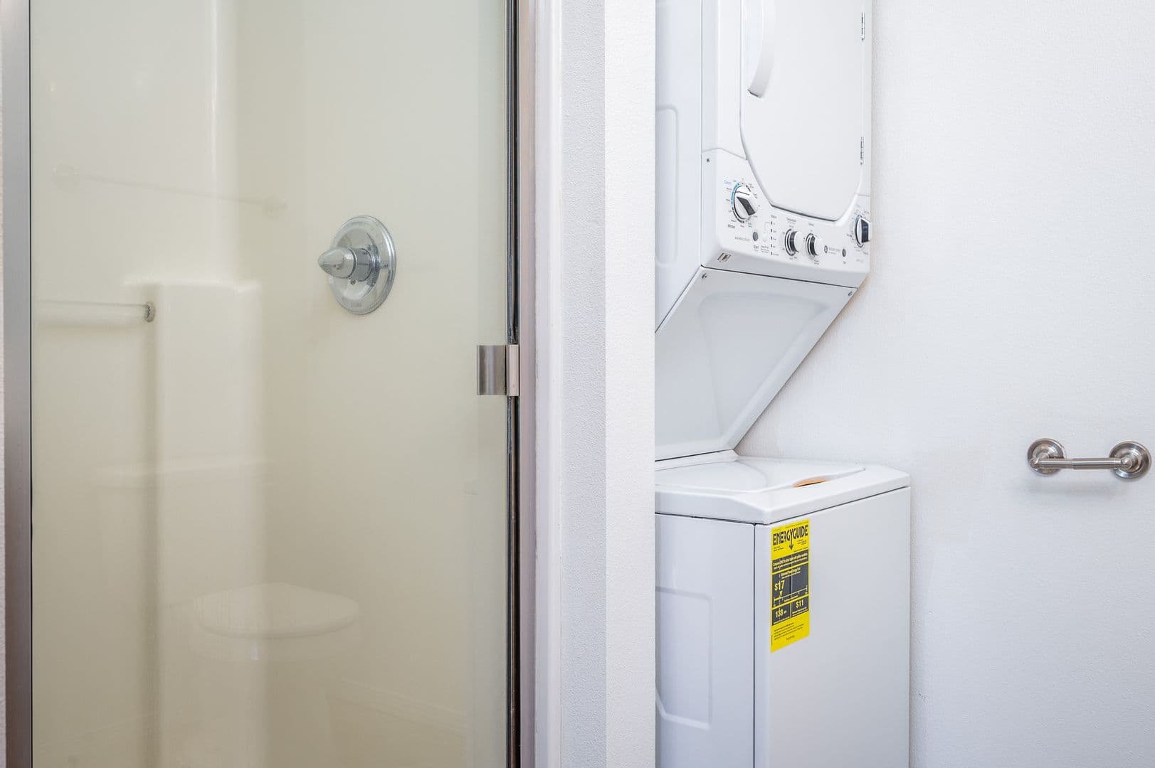 Portland Apartment: 455 NE 24th Ave
