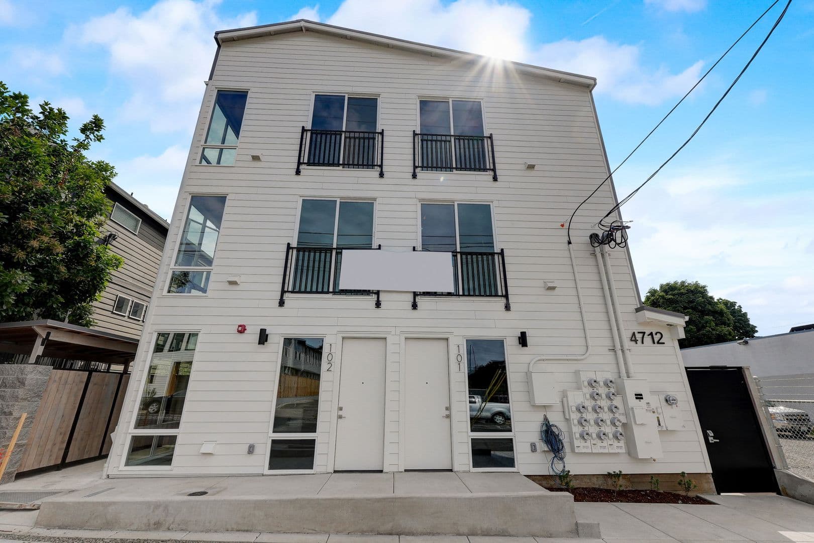 Portland Apartment: 4712 N Williams Ave