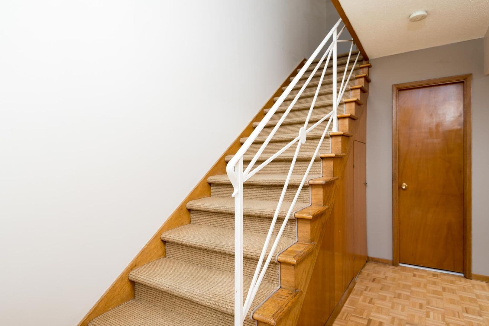 Portland Apartment: 2504 N Rosa Parks Way