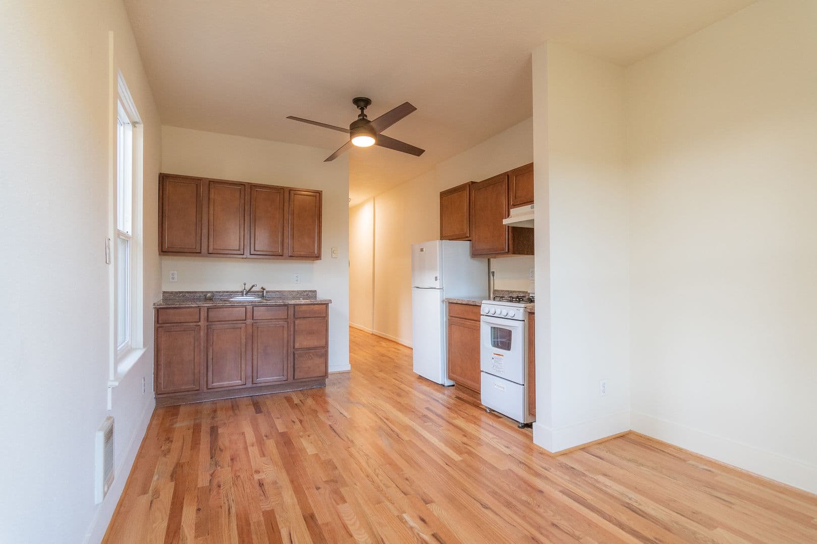 Portland Apartment: 6020 NE Glisan