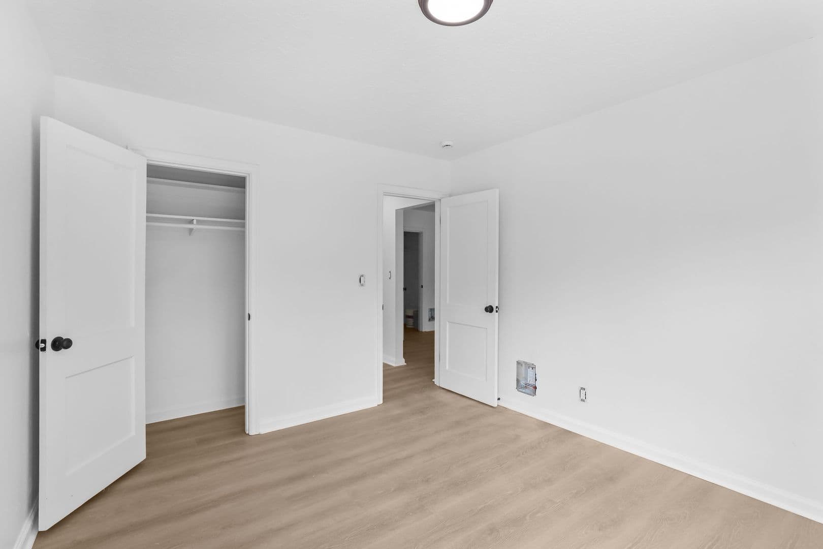Portland Apartment: 4831-4841 E Burnside St