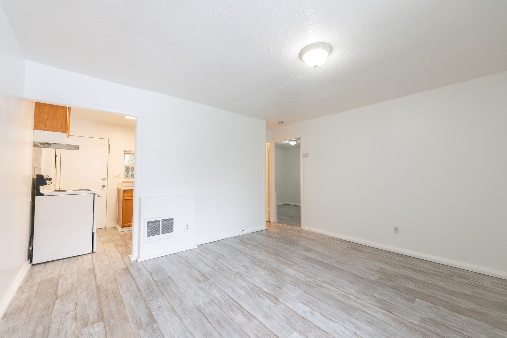 Portland Apartment: 5108-5120 NE Killingsworth