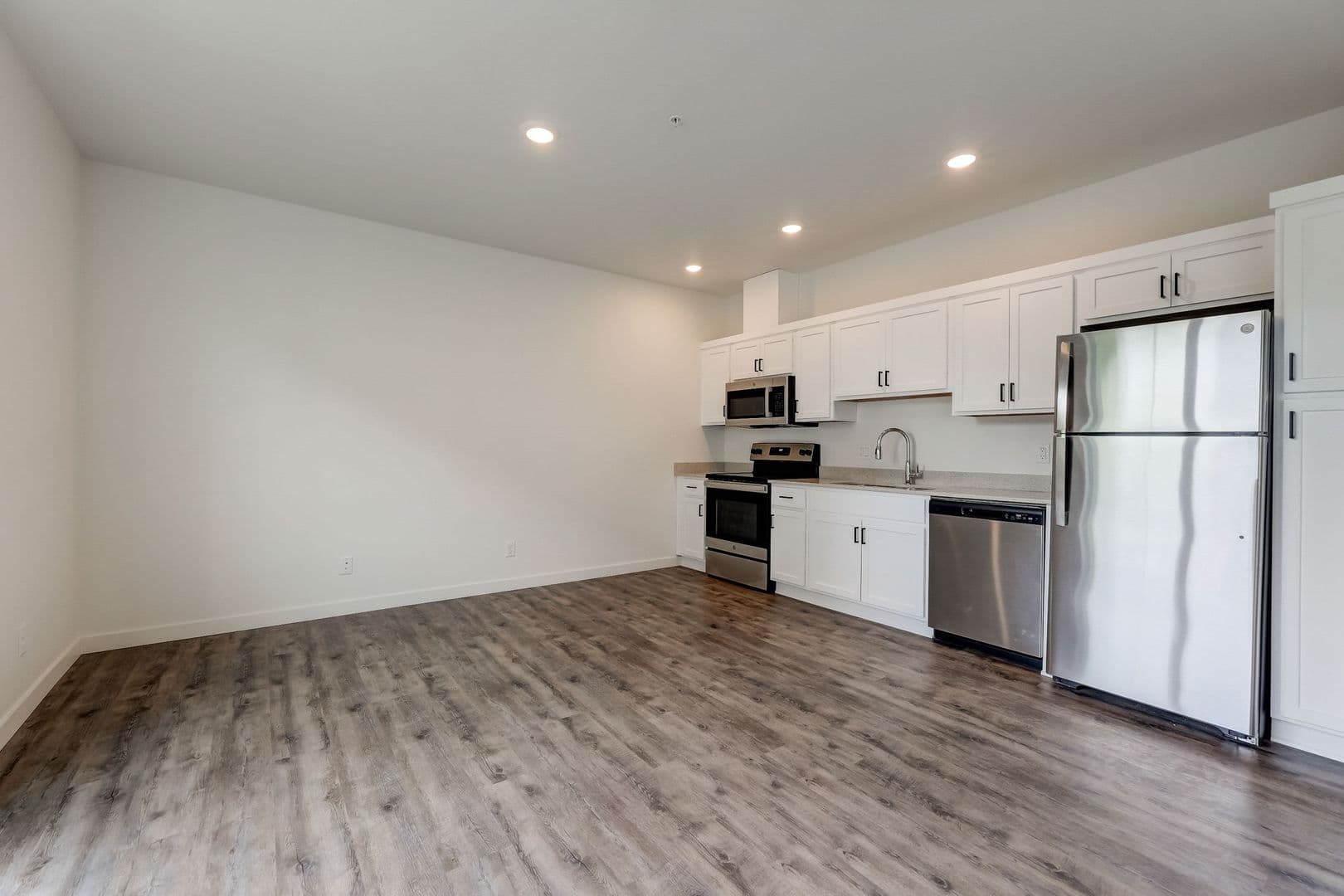 Portland Apartment: 4712 N Williams Ave
