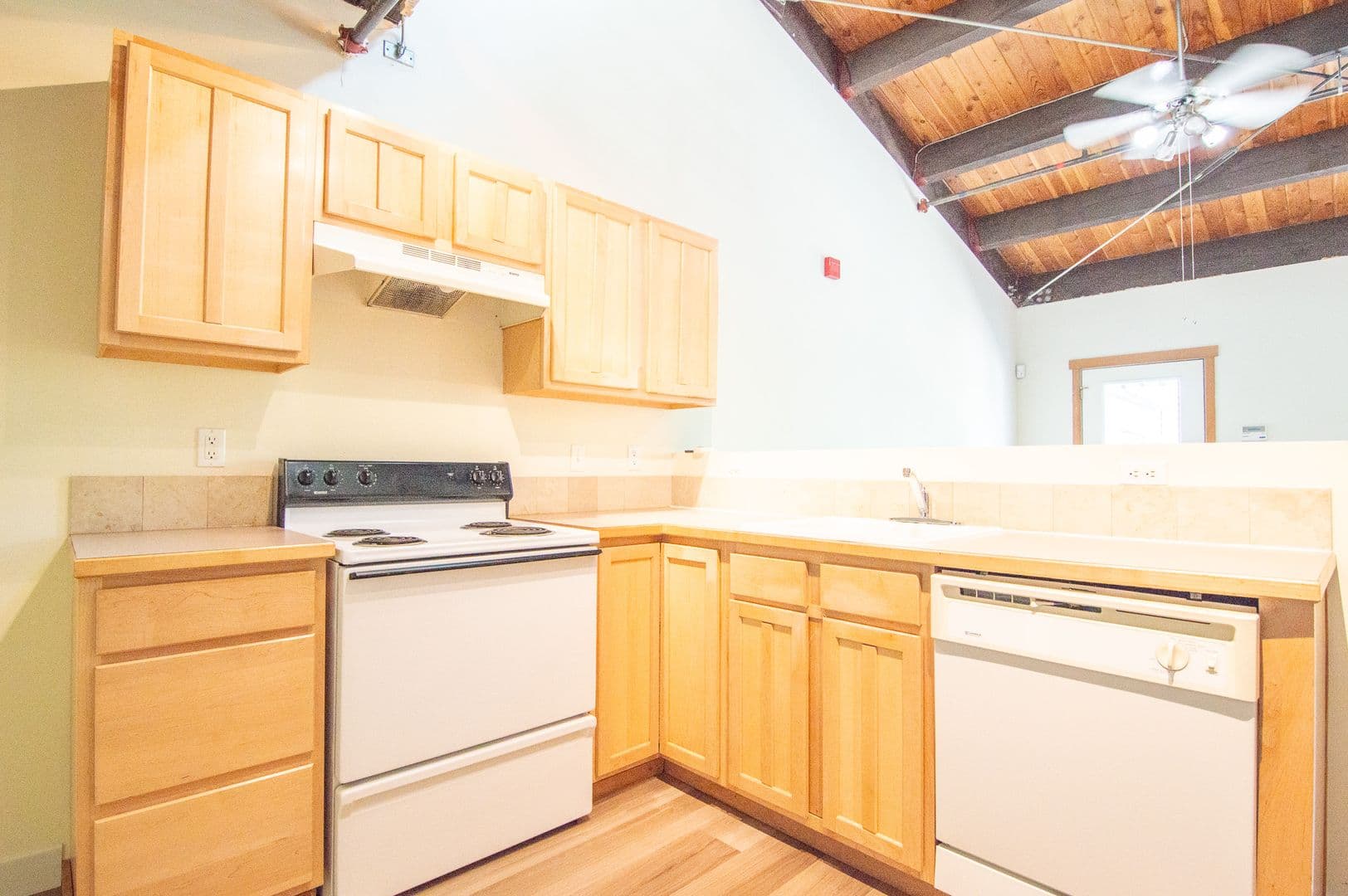 Portland Apartment: 2808 NE MLK Jr Blvd