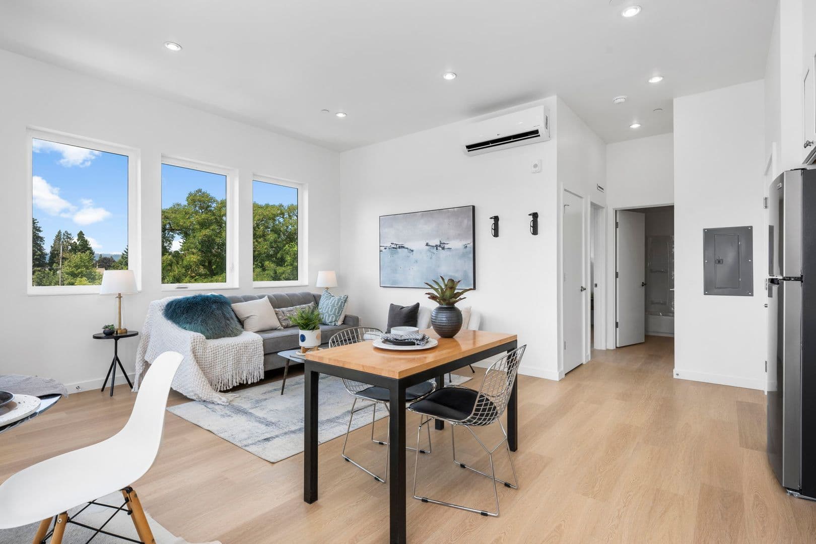 Portland Apartment: 1525 N Humboldt St