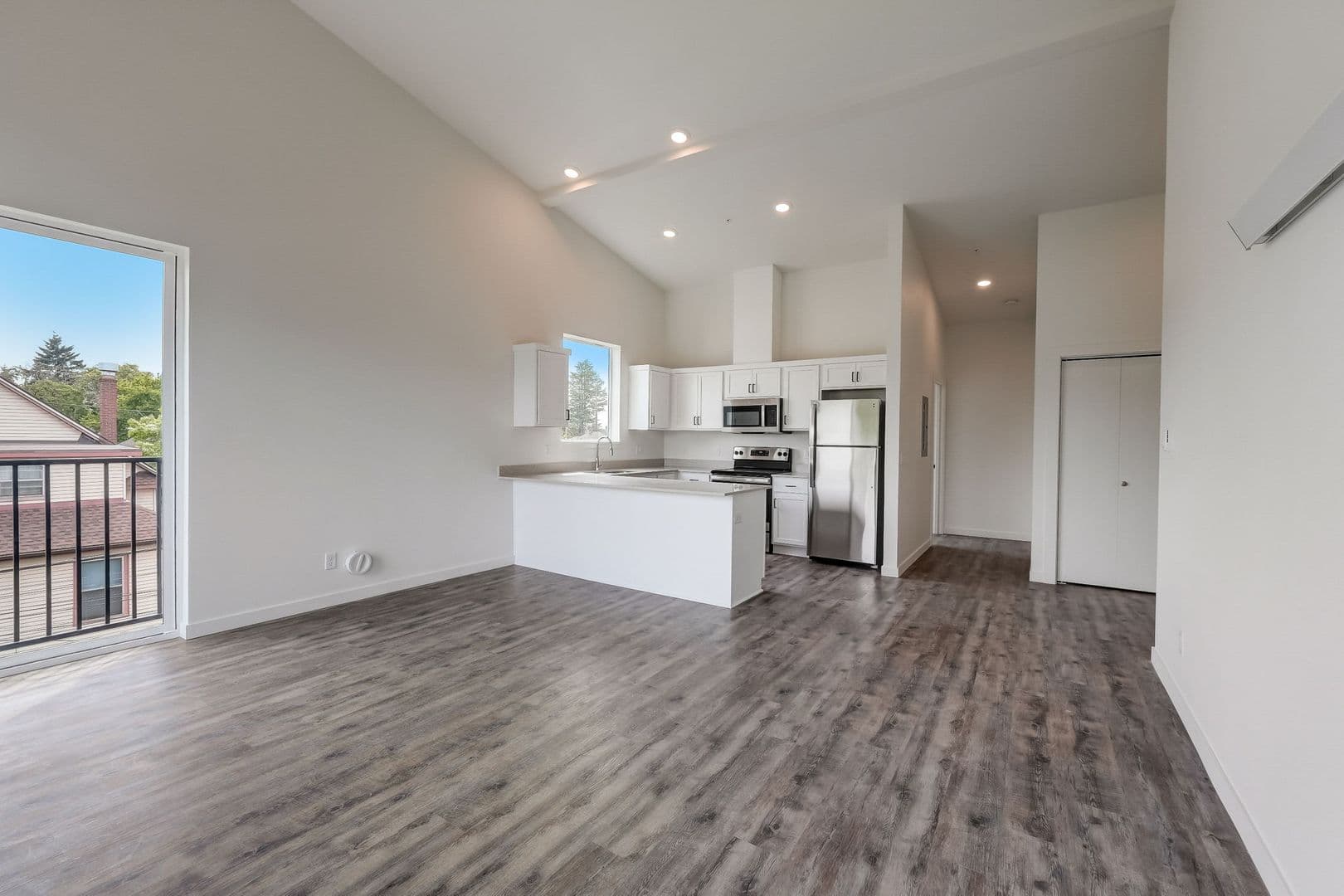 Portland Apartment: 4712 N Williams Ave