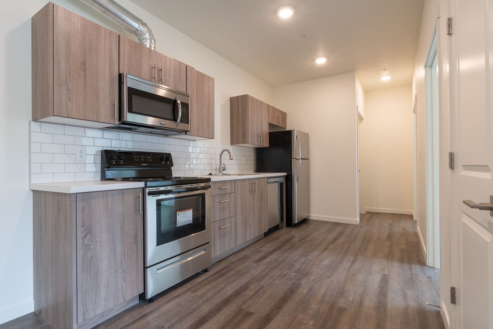 Portland Apartment: 2630 NE Dekum