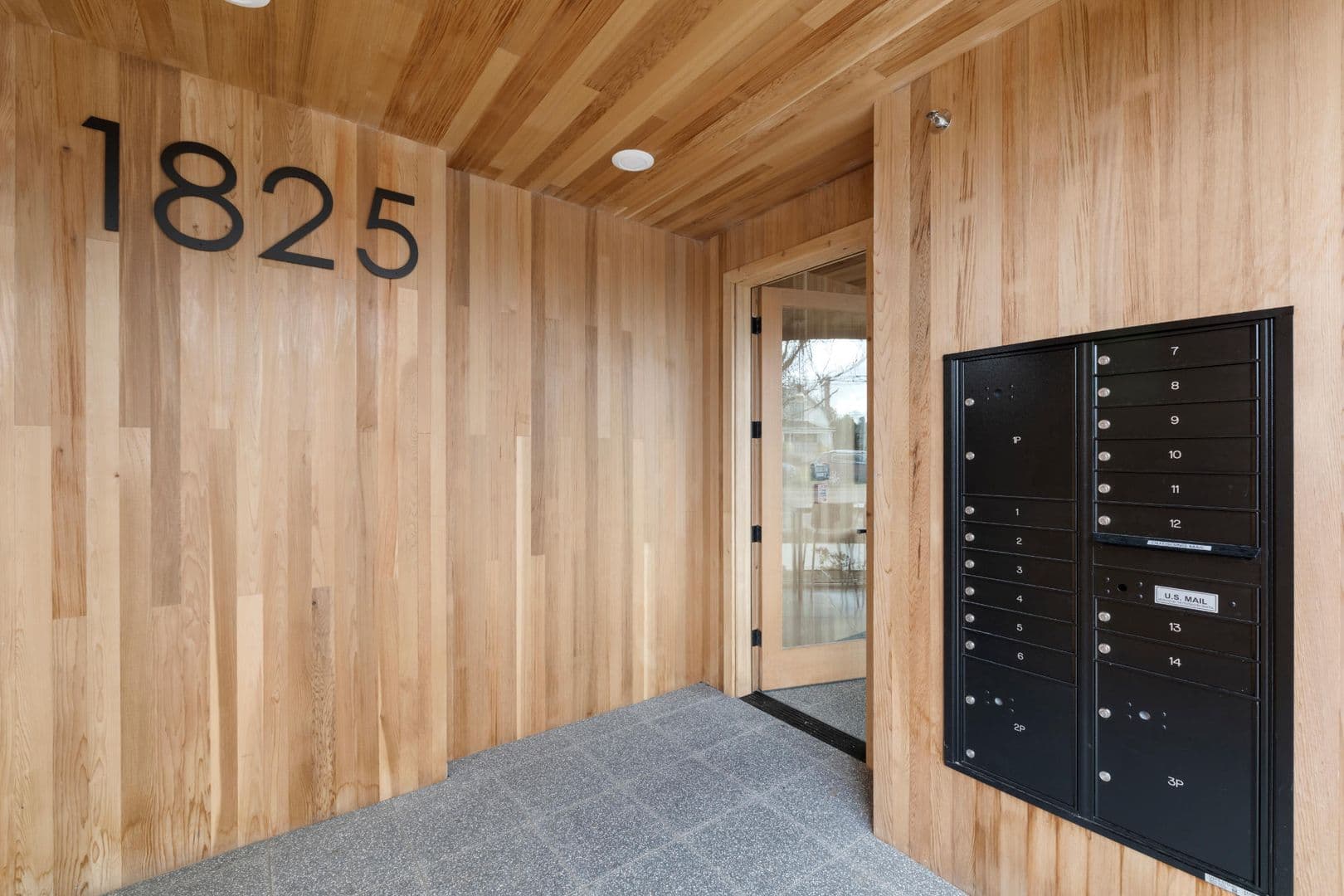 Portland Apartment: 1825 N Rosa Parks Way