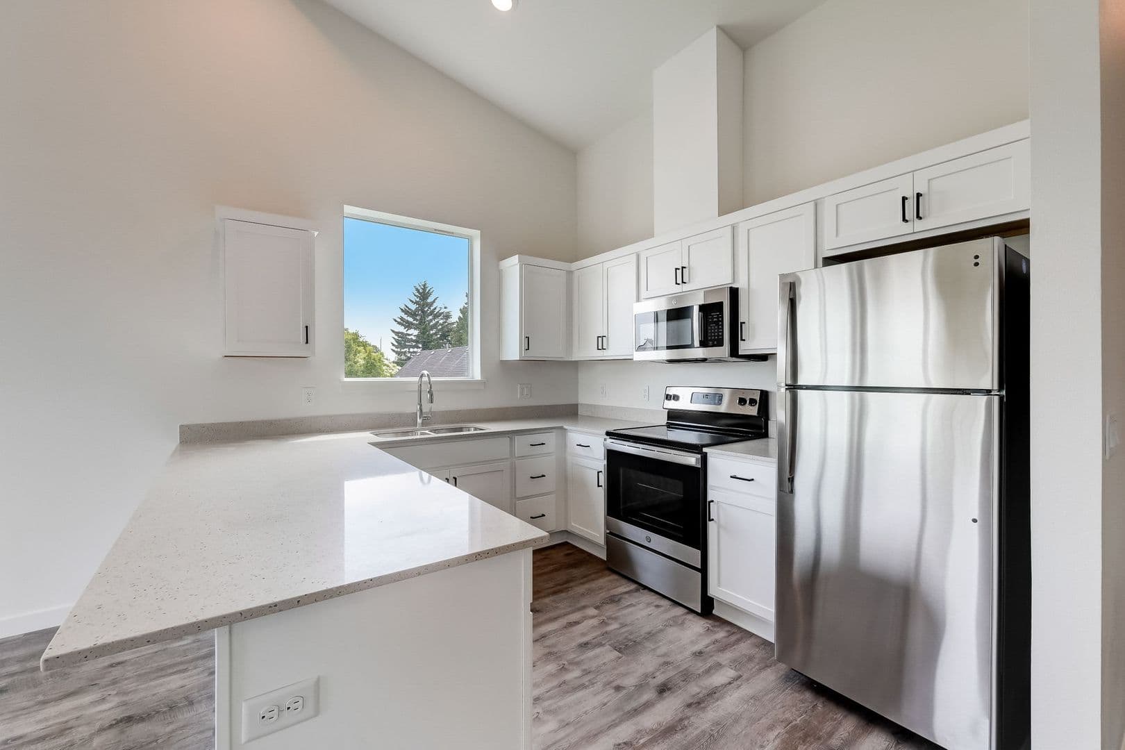 Portland Apartment: 4712 N Williams Ave