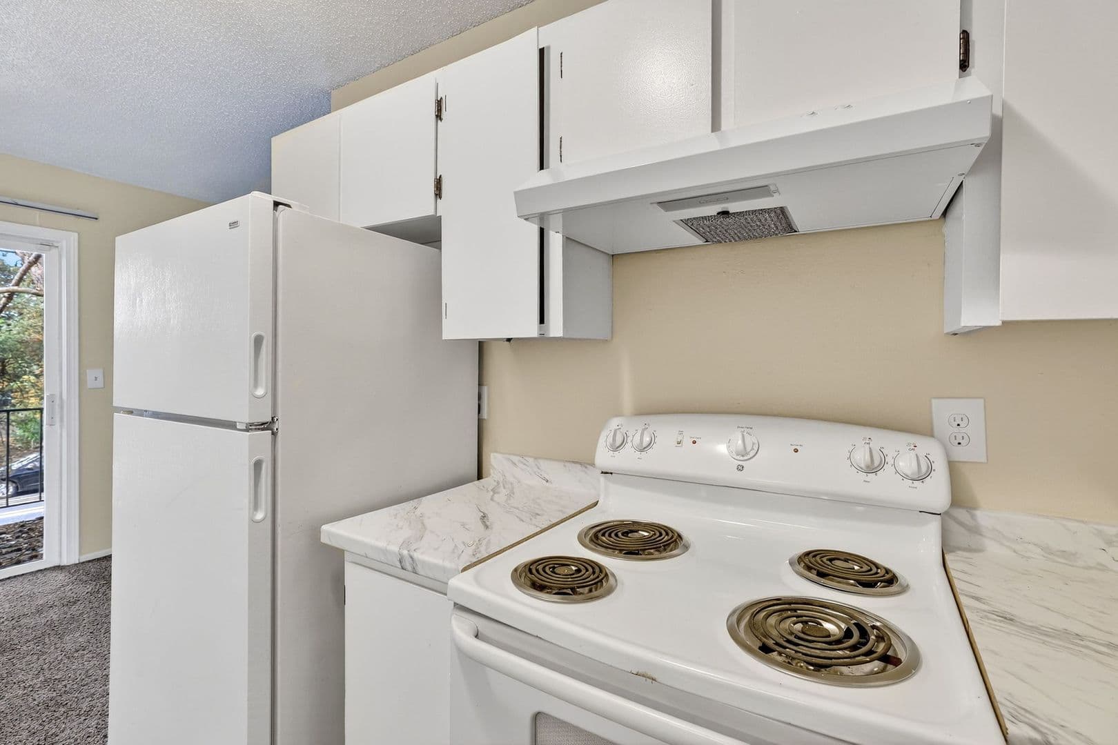 Portland Apartment: 9020-9038 N Central