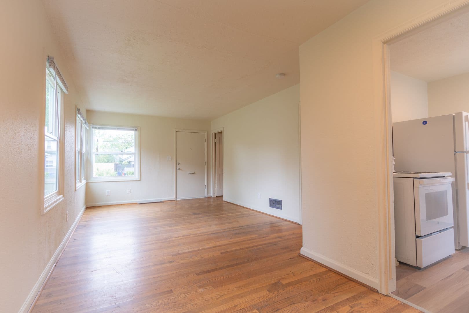 PORTLAND Apartment: 5412-5420 NE 9th