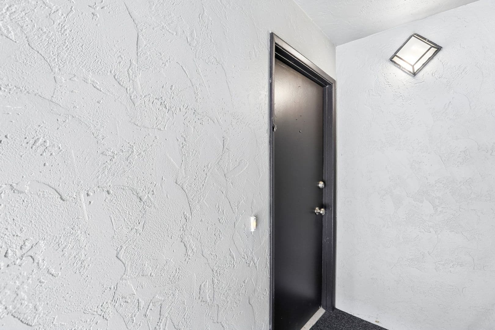 Portland Apartment: 6225-6235 SW Burlingame