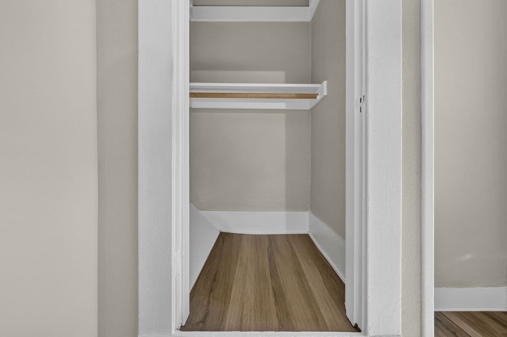 Portland Apartment: 6020 NE Glisan