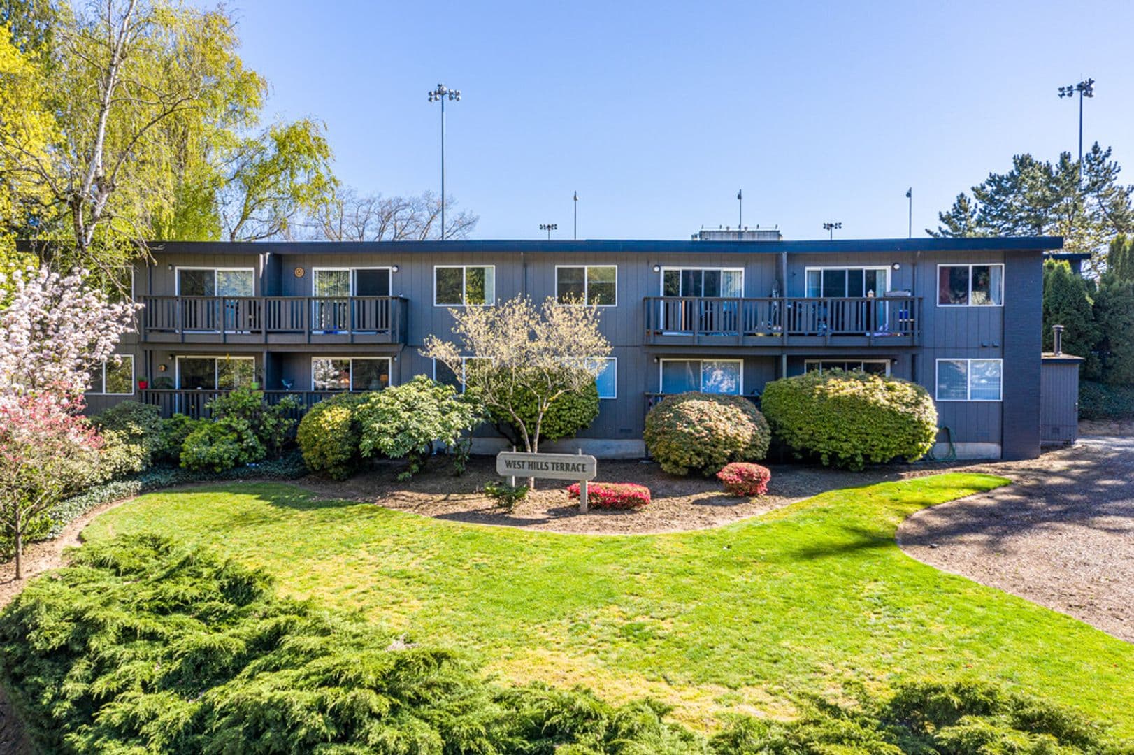Portland Apartment: 6225-6235 SW Burlingame