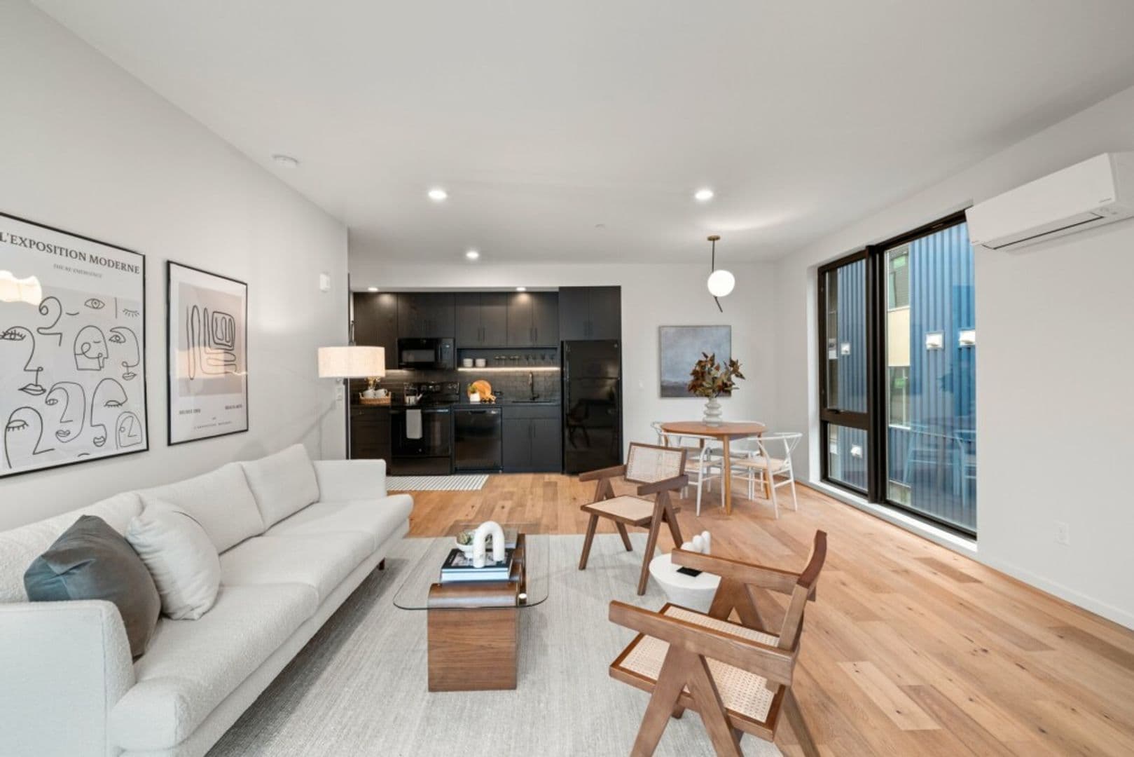 Portland Apartment: 1615 N Willis Blvd