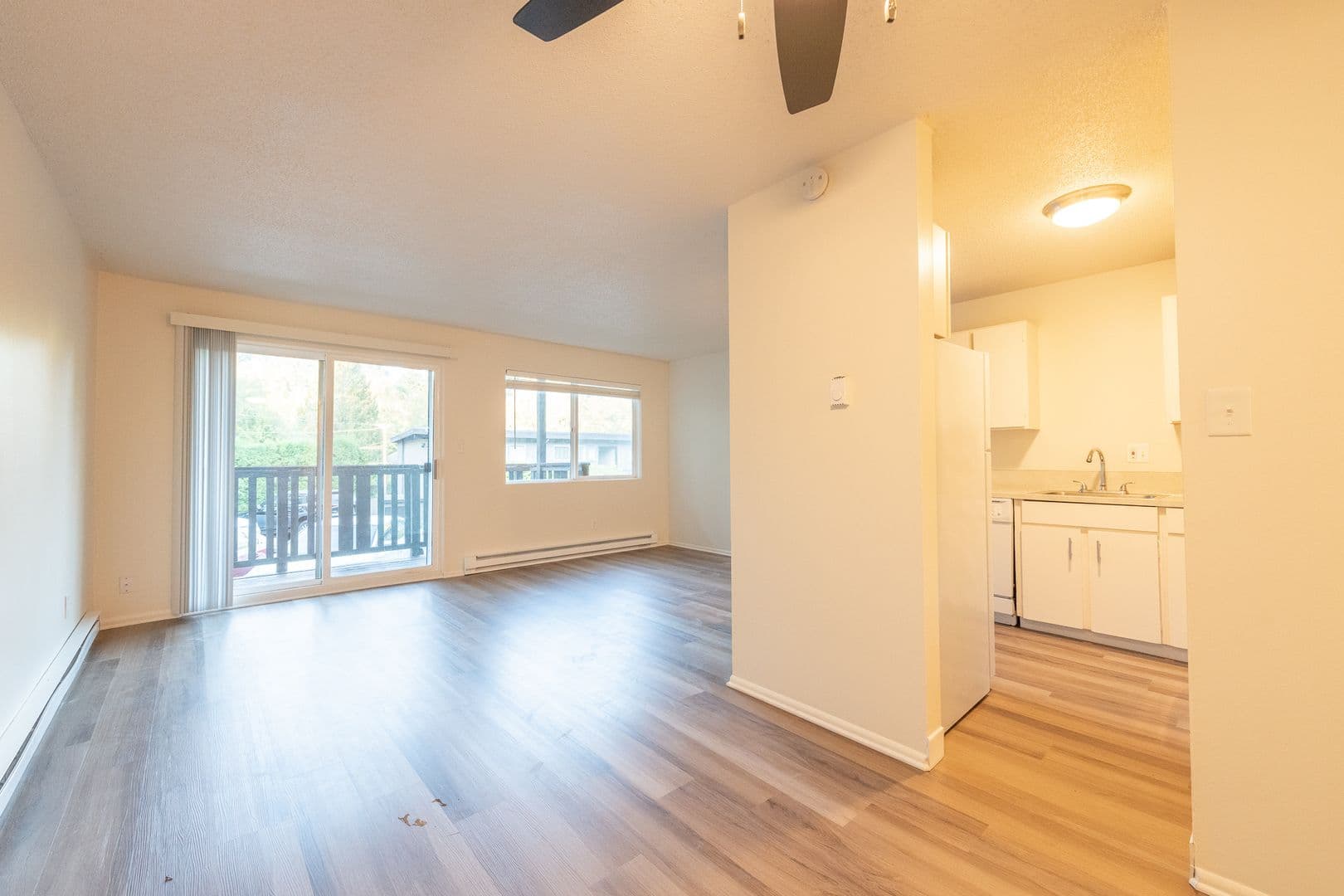 Portland Apartment: 6225-6235 SW Burlingame