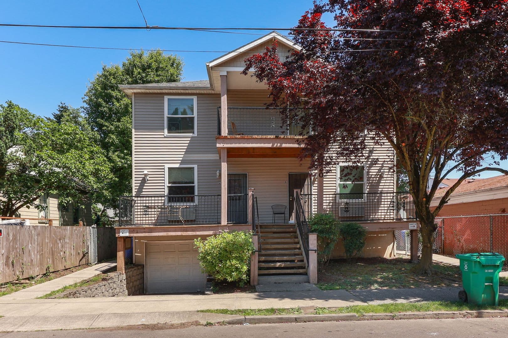 Portland Apartment: 2020 NE Rodney