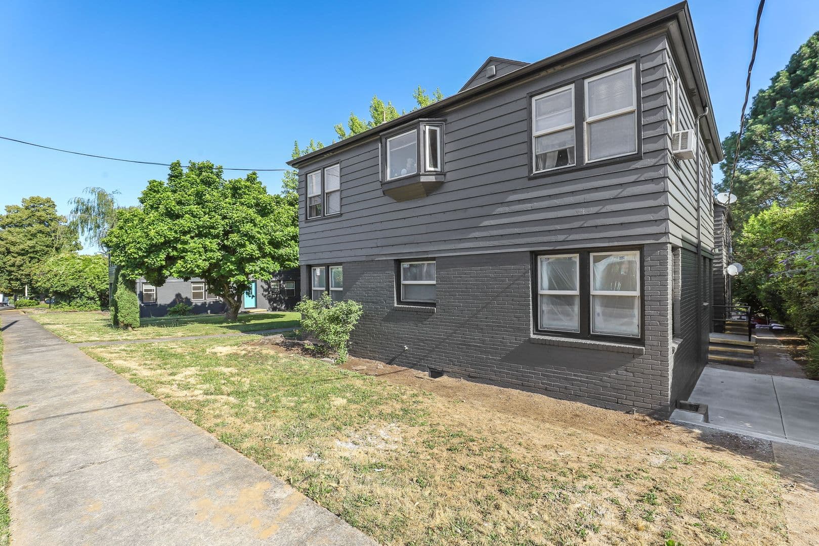 Portland Apartment: 4831-4841 E Burnside St