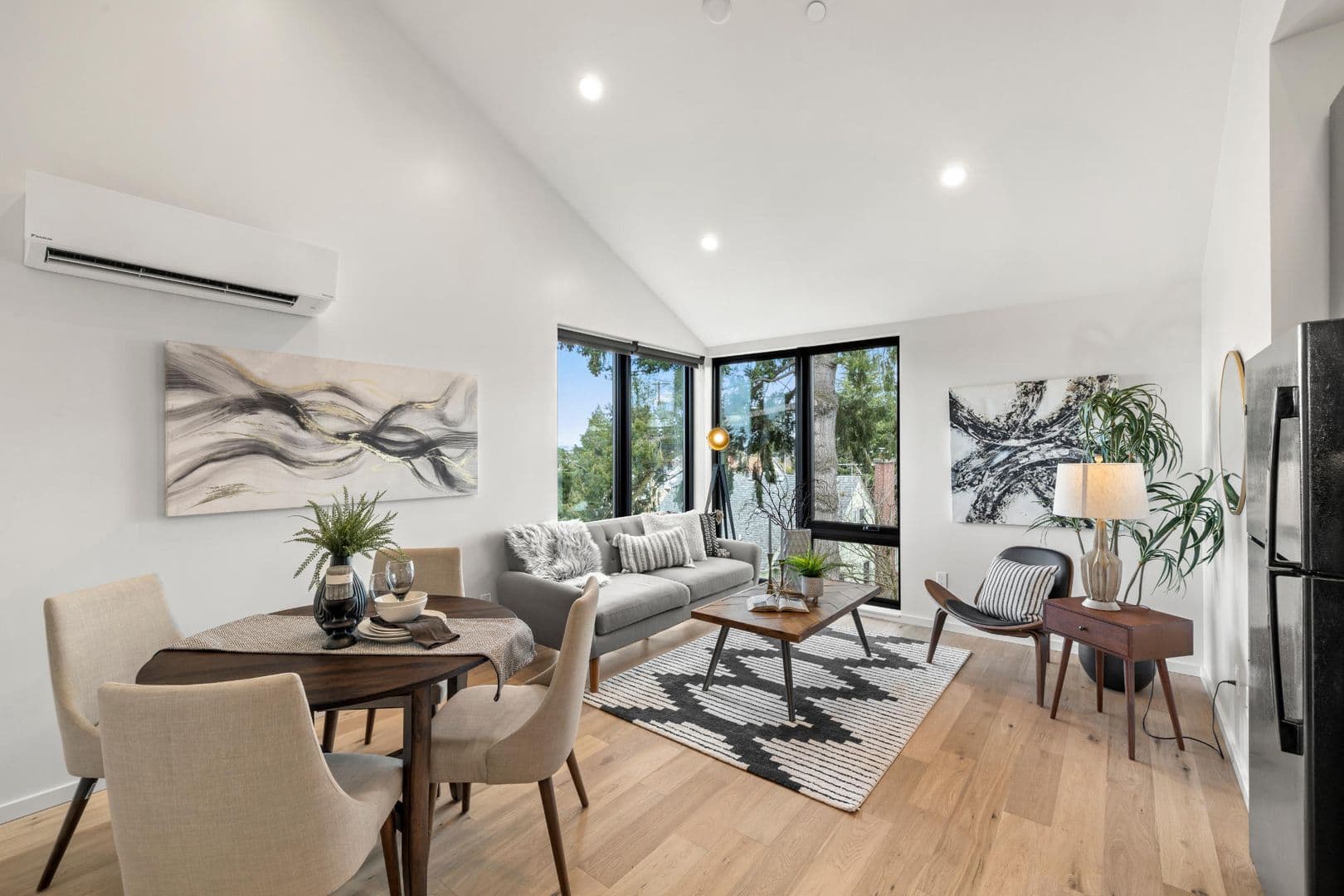 Portland Apartment: 1615 N Willis Blvd
