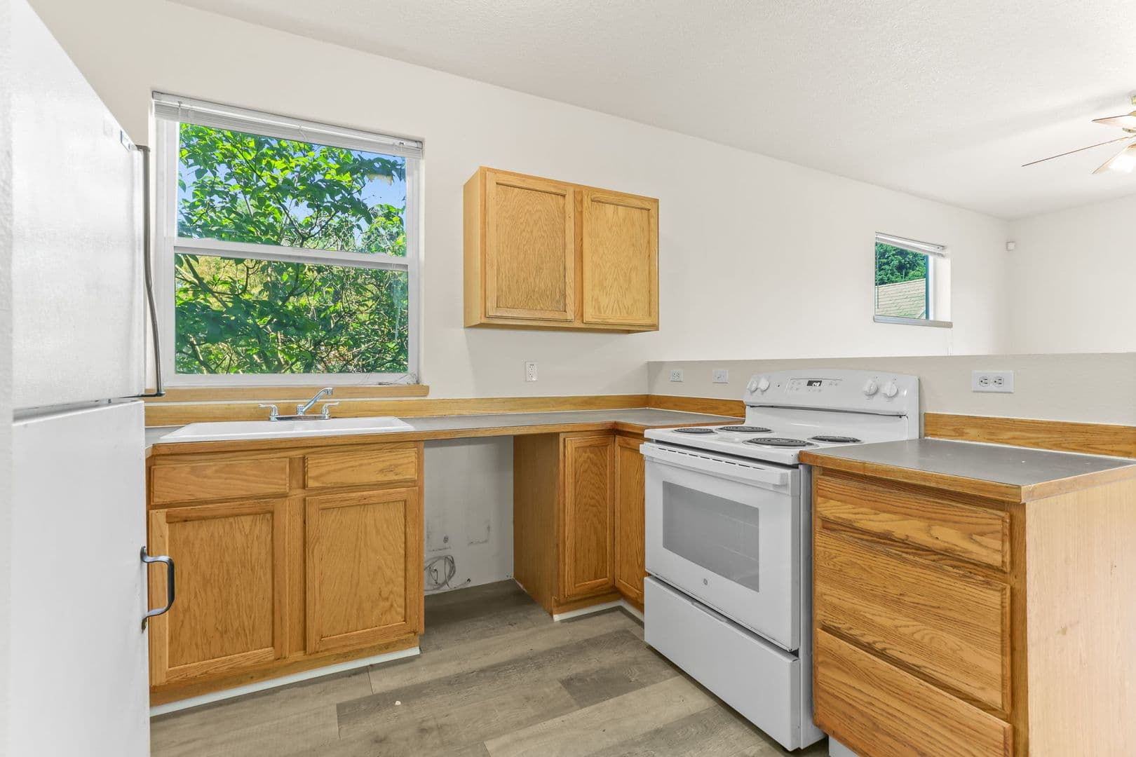 Portland Apartment: 2020 NE Rodney