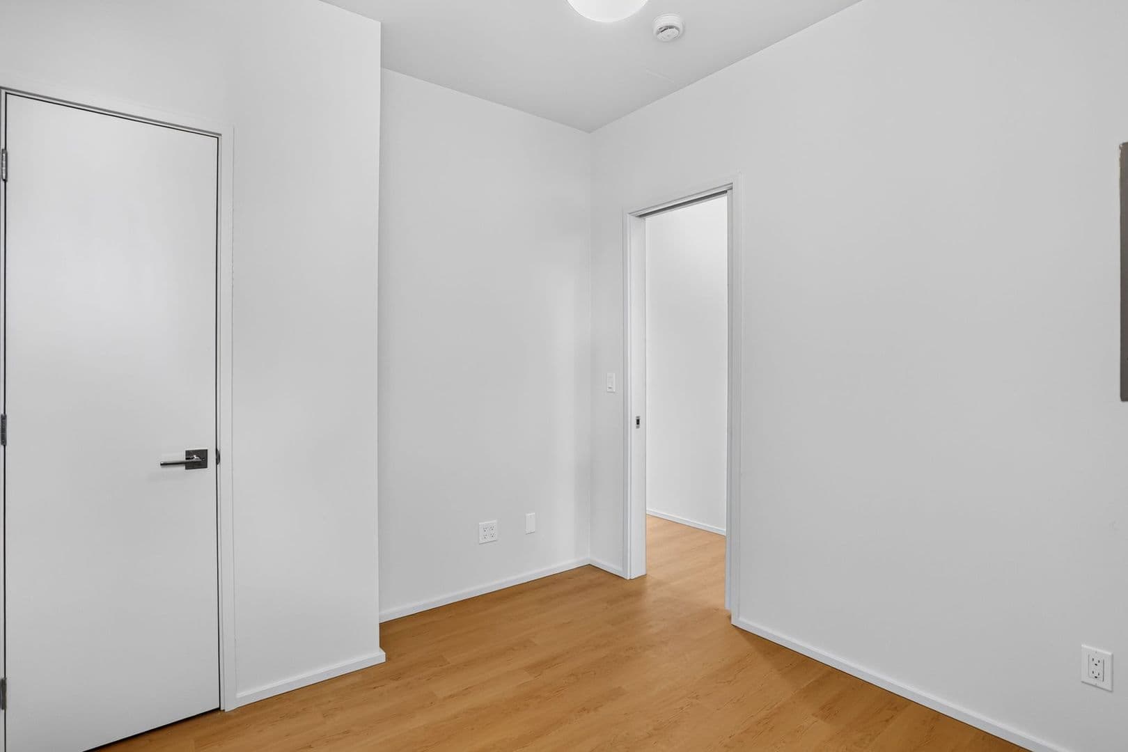 Portland Apartment: 7480 N Delaware