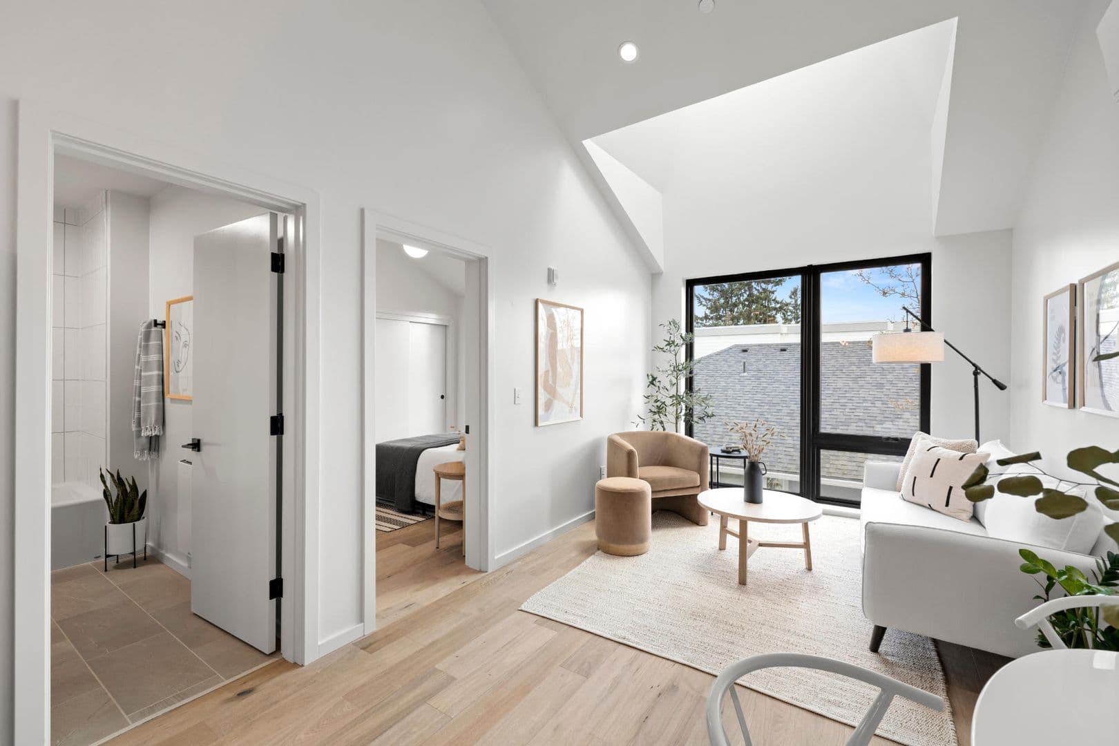 Portland Apartment: 1615 N Willis Blvd