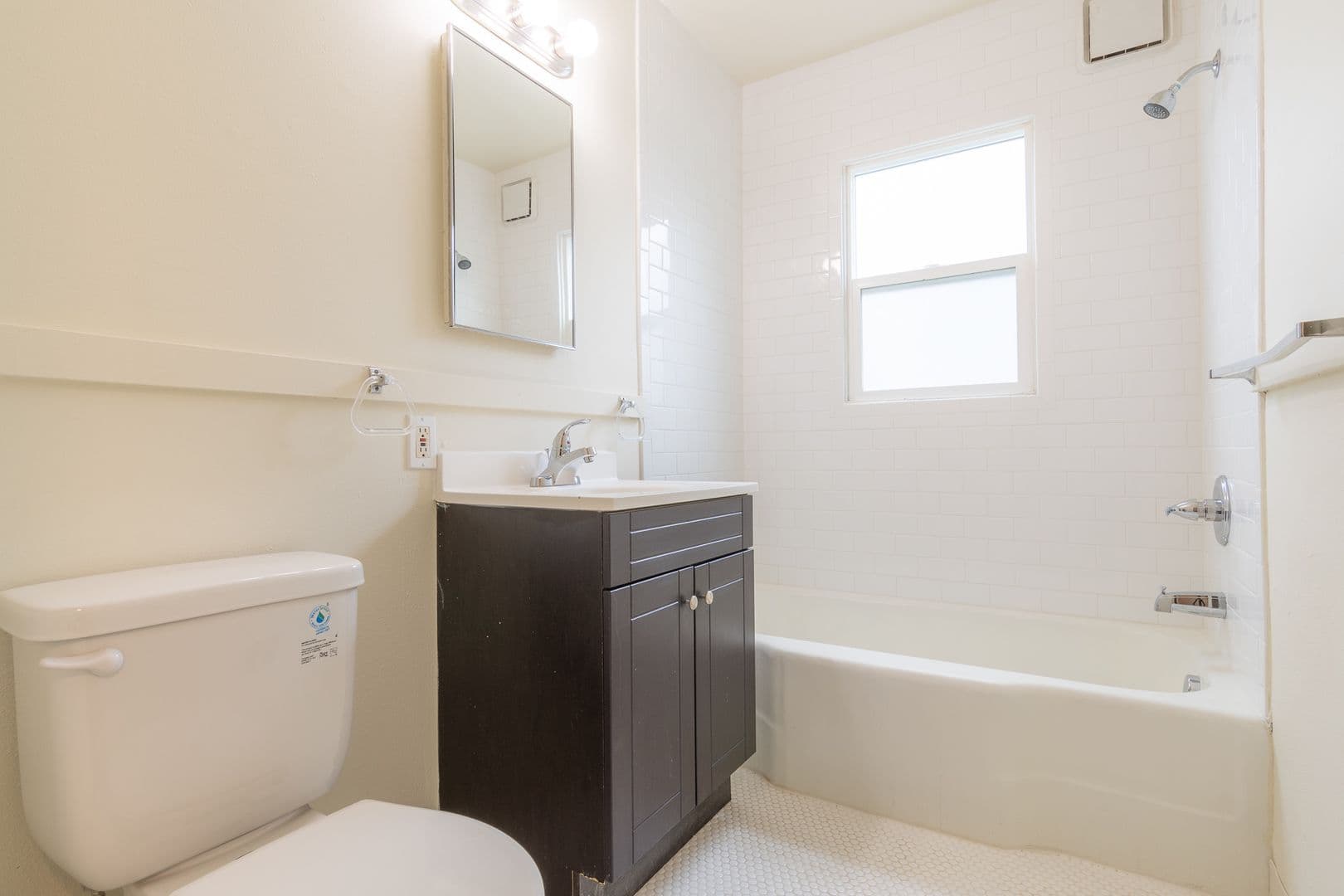 PORTLAND Apartment: 5412-5420 NE 9th