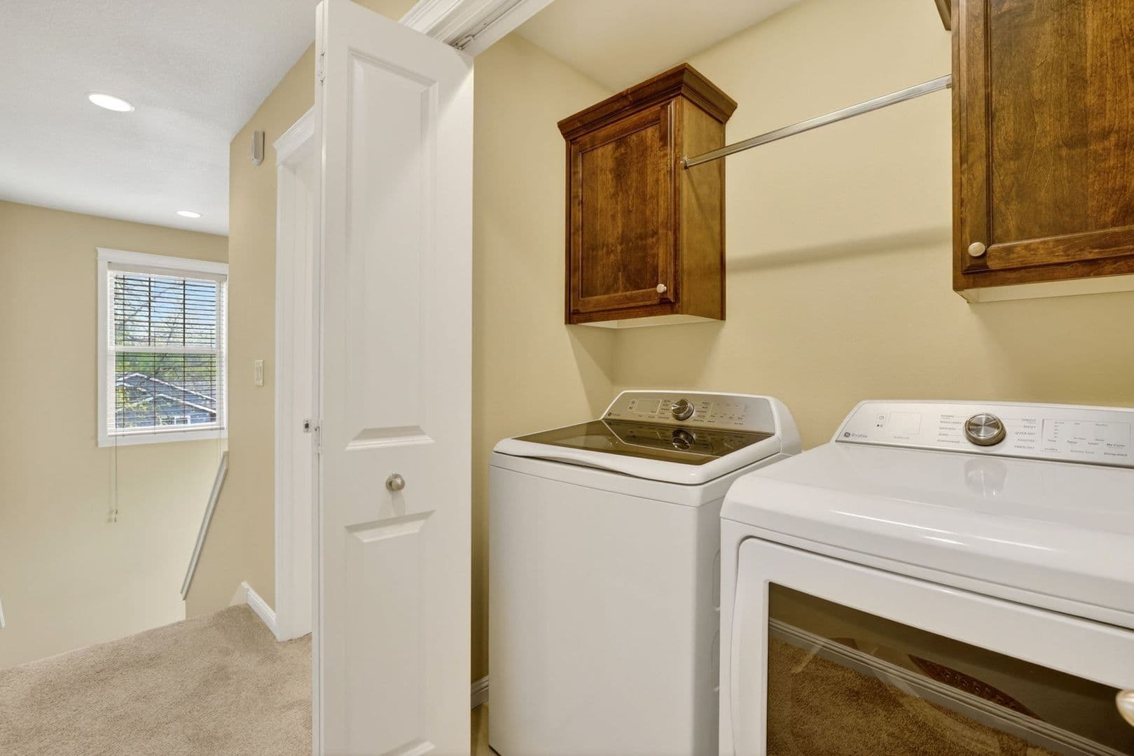 Gresham Apartment: 308-394 SW Eastman Parkway