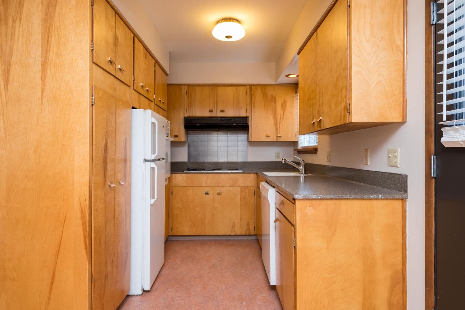 Portland Apartment: 2504 N Rosa Parks Way