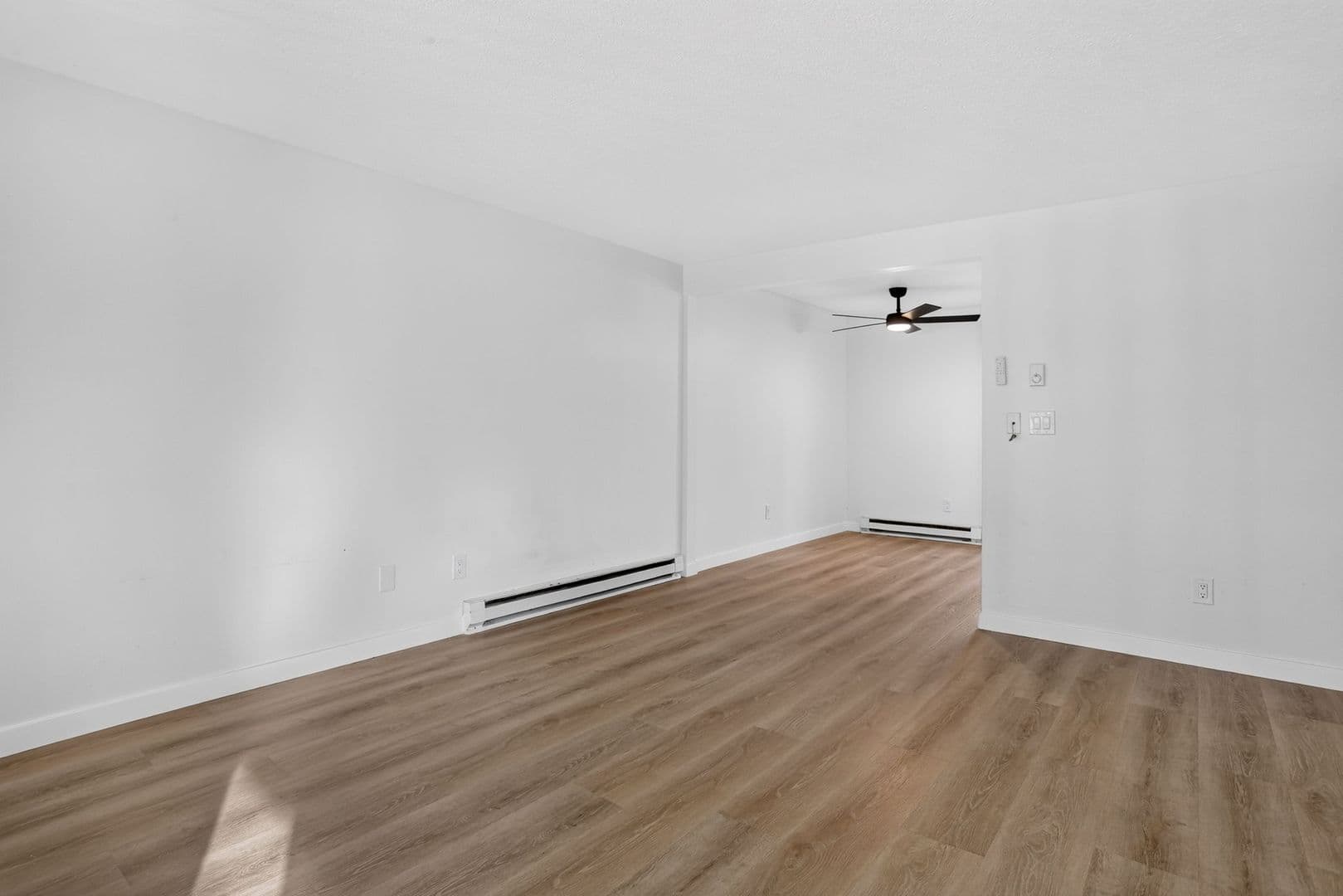 Sandy Apartment: 17170 Beers Ave