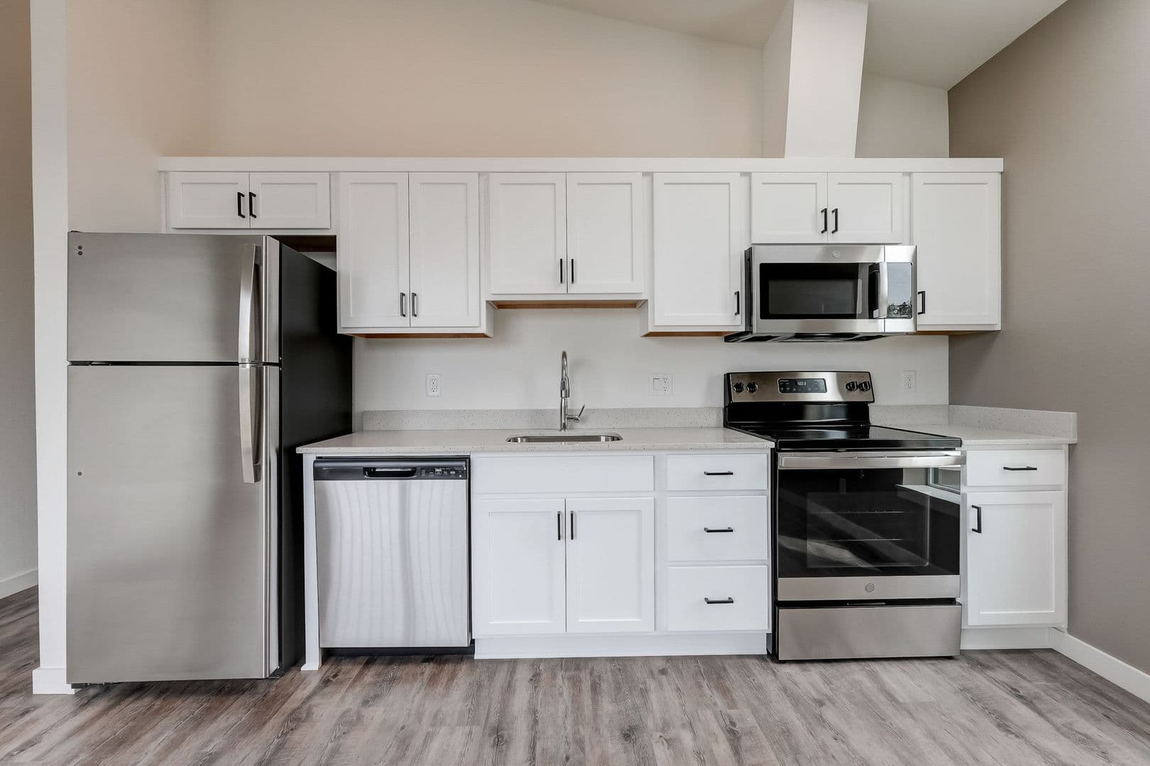 Portland Apartment: 4712 N Williams Ave