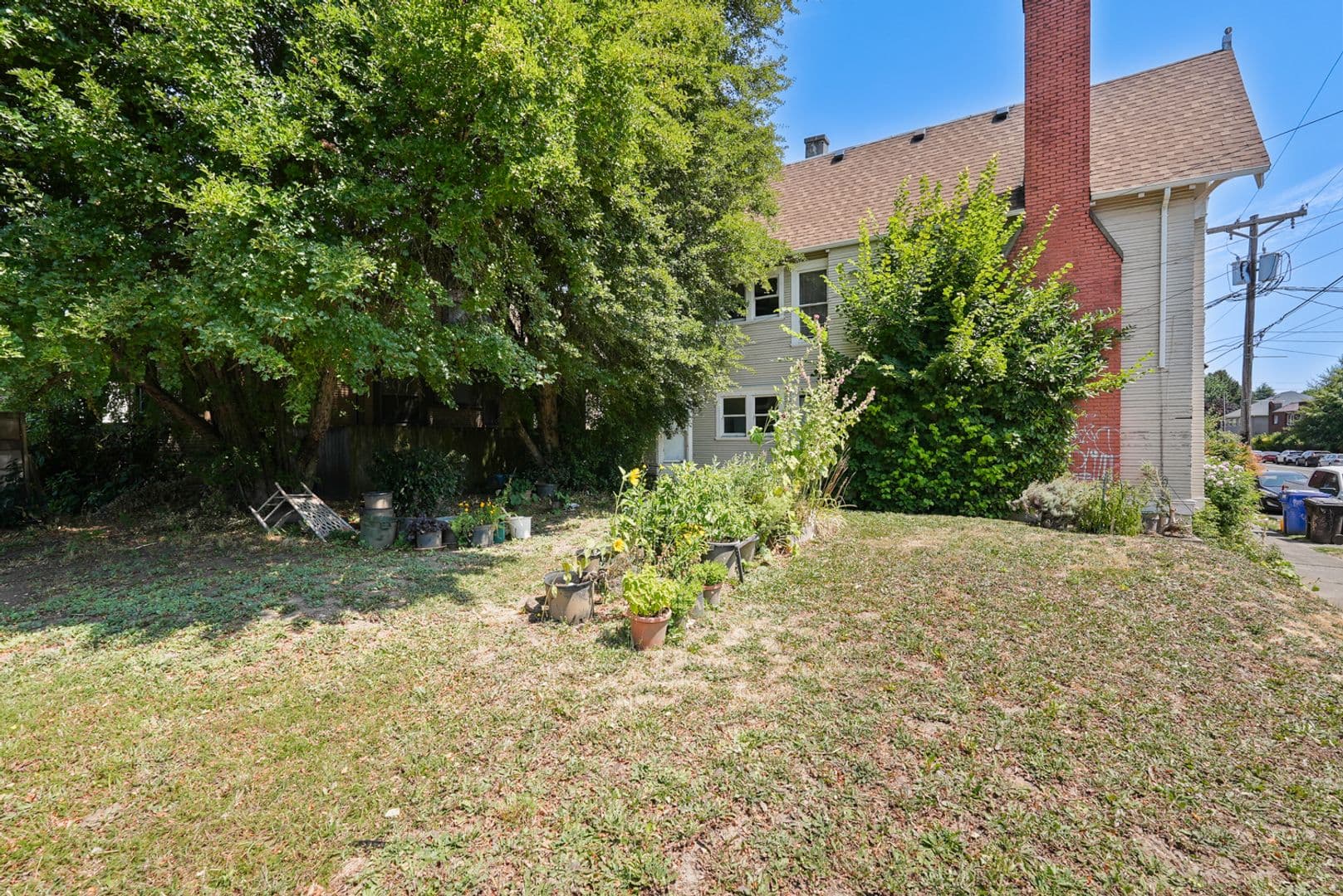 Portland Apartment: 2411-2417 NE Glisan