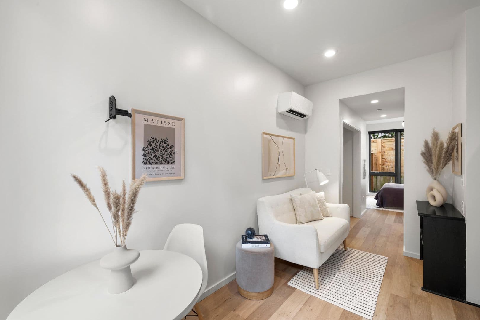 Portland Apartment: 1825 N Rosa Parks Way