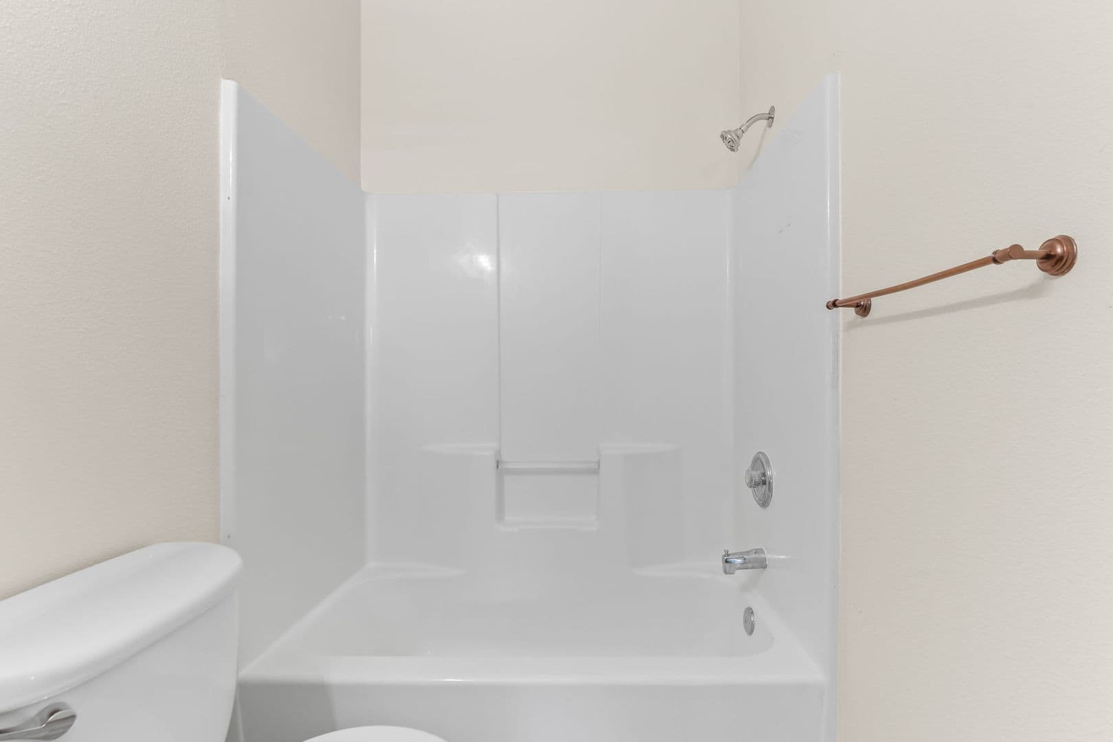 Portland Apartment: 2020 NE Rodney