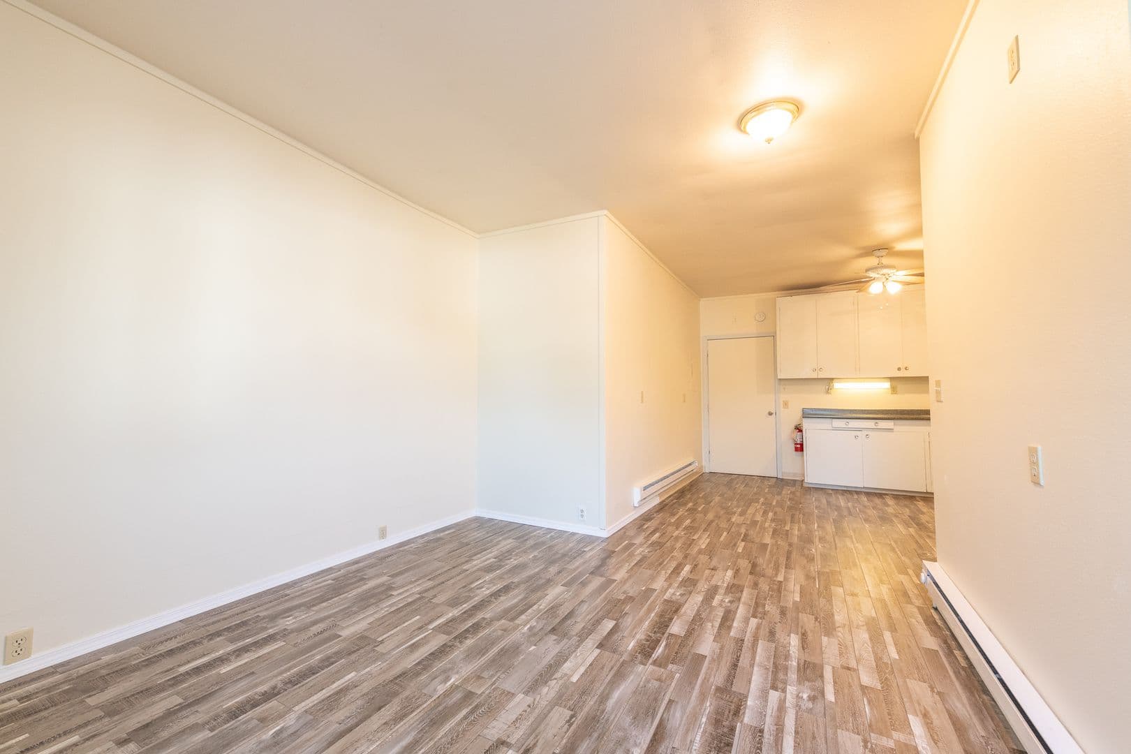 Portland Apartment: 7202-7204 NE Glisan