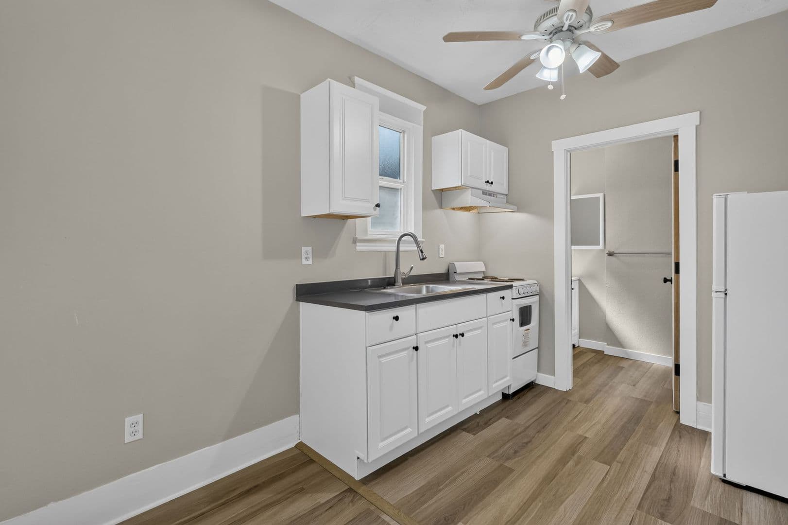Portland Apartment: 6020 NE Glisan
