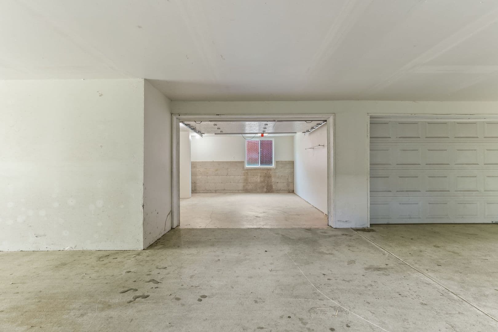 Portland Apartment: 2020 NE Rodney